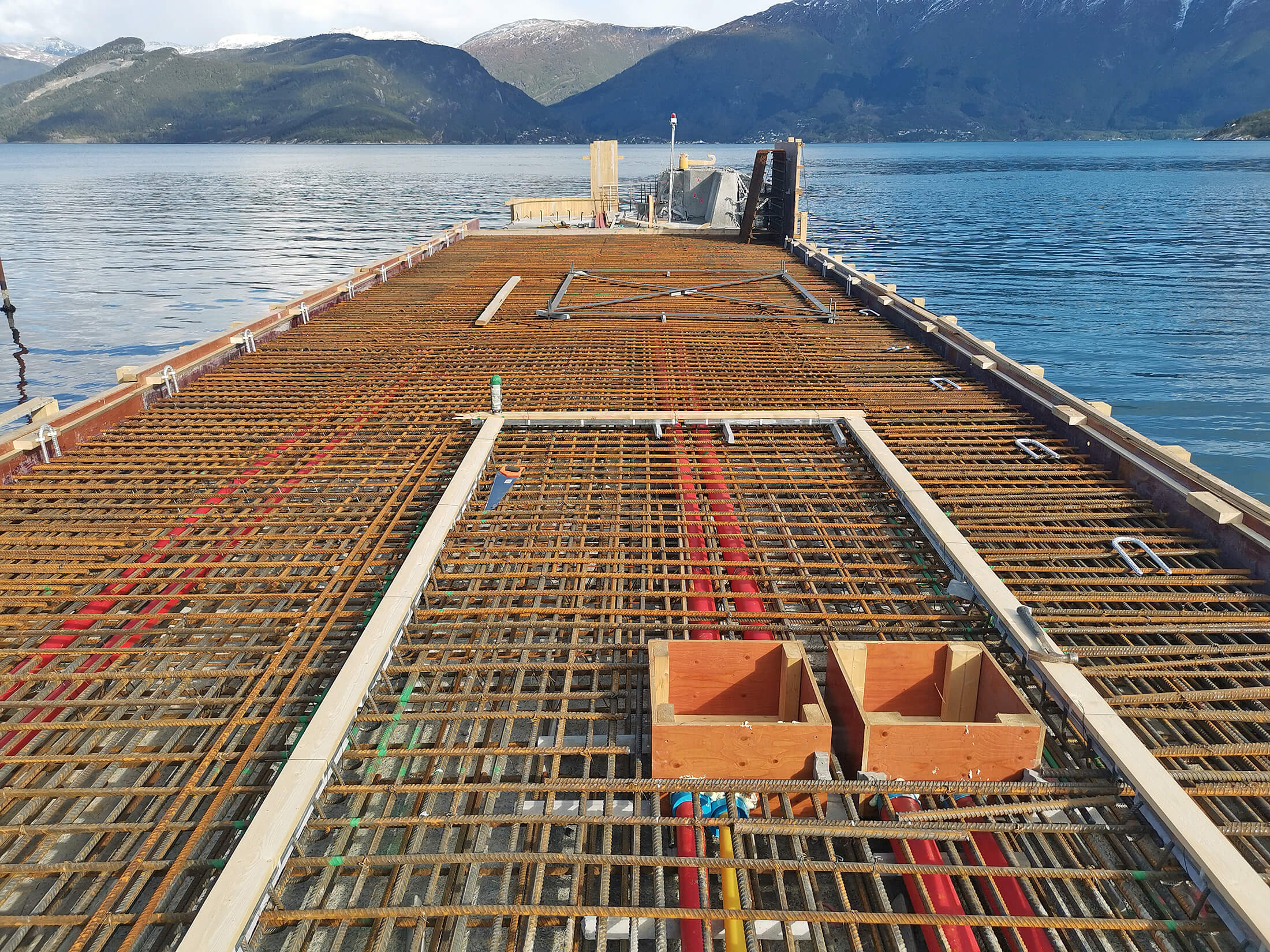 BMO signerer kontrakt på utskifting av ferjekaibru ved Tørvikbygd og Jondal ferjekaier